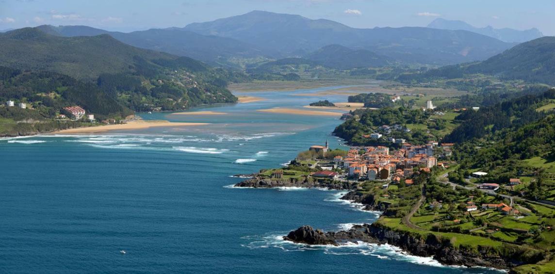 Alojamiento Gaztelugatxe Otel Bermeo Dış mekan fotoğraf